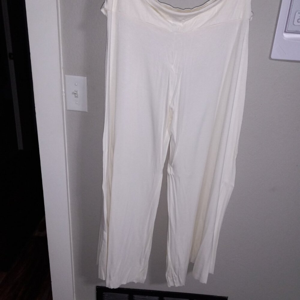 2X Ivory wide leg pants - Picture 2 of 2
